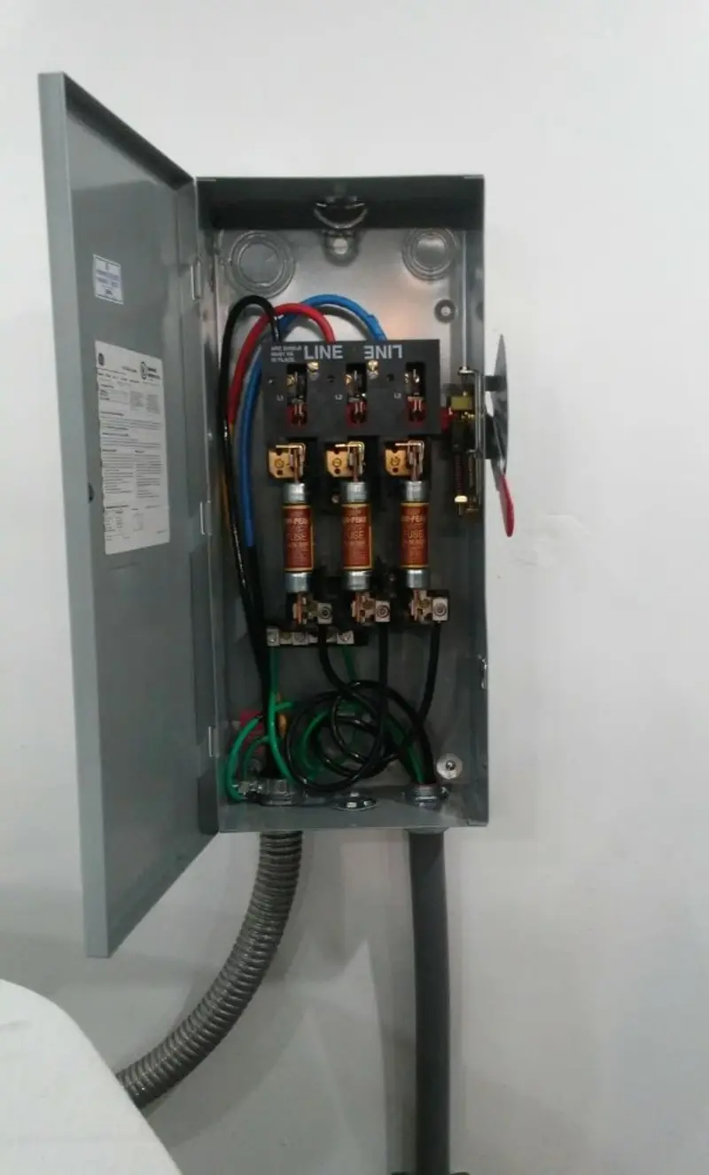 Three-phase disconnect switch installed for Electrical Wiring & Rewiring in Camdenton